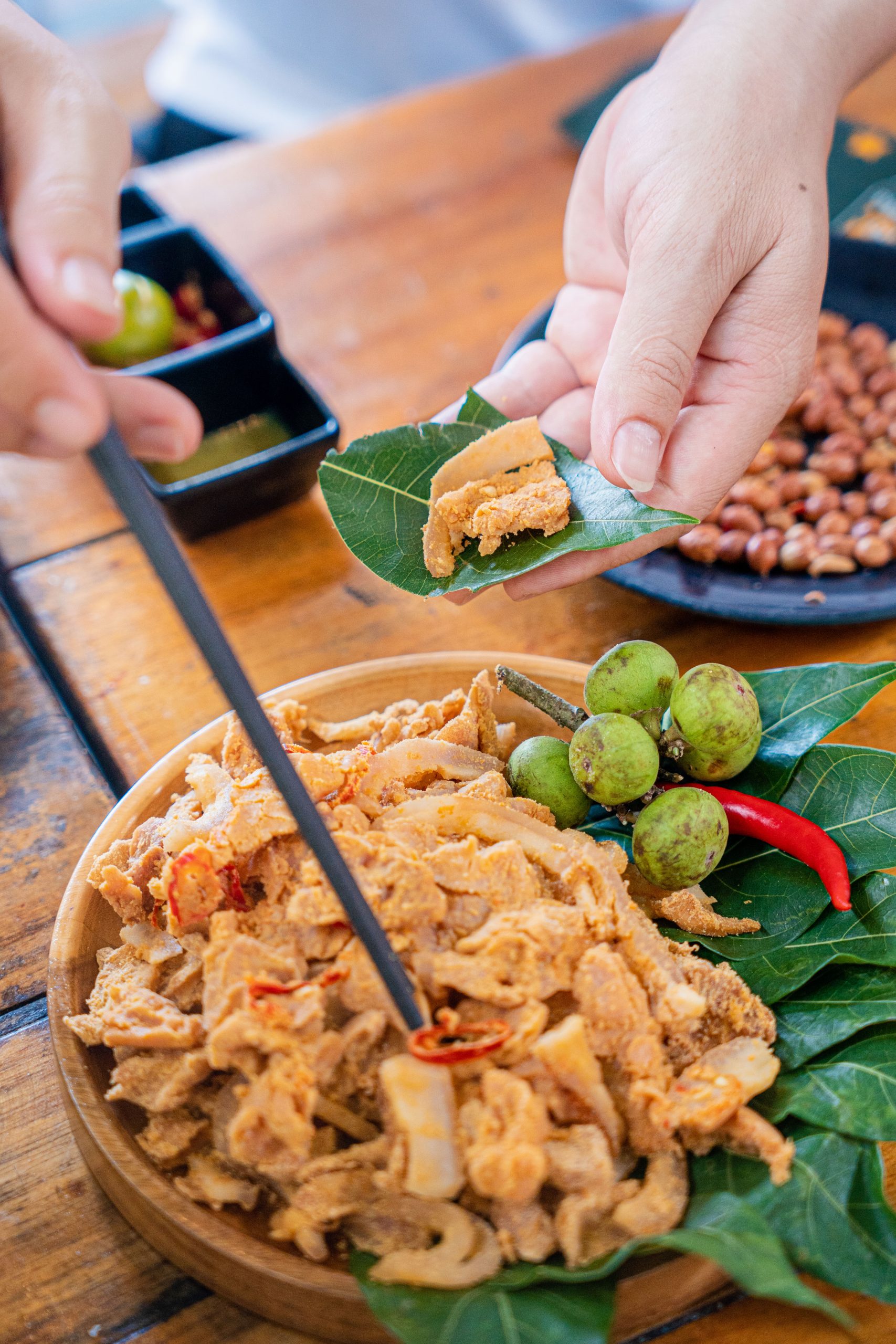 Thịt chua ăn với gì ngon nhất? 